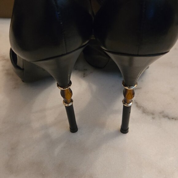 Gucci Black Leather Ankle Strap Stiletto Heels - Picture 5 of 12